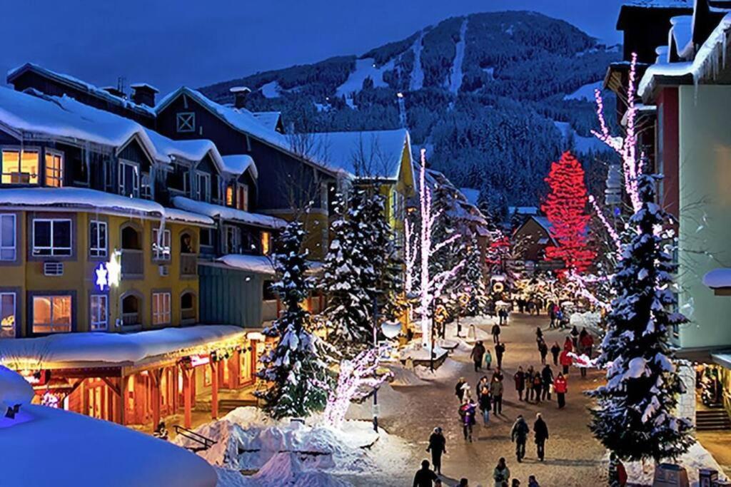 Bear Lodge, Village - Spectacular Location On Village Stroll, Designer Remodel Apartment *