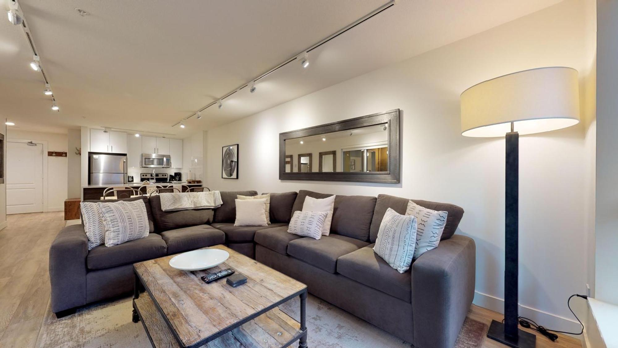 Bear Lodge, Village - Spectacular Location On Village Stroll, Designer Remodel * Whistler